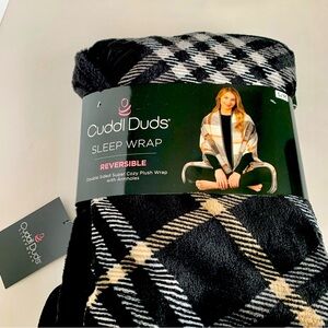 Cuddl Duds Wrap Poncho Reversible NWT